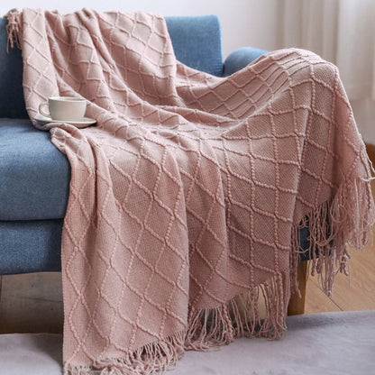 Geometric knitted blanket sofa cover with tassels | ideal for spring and autumn