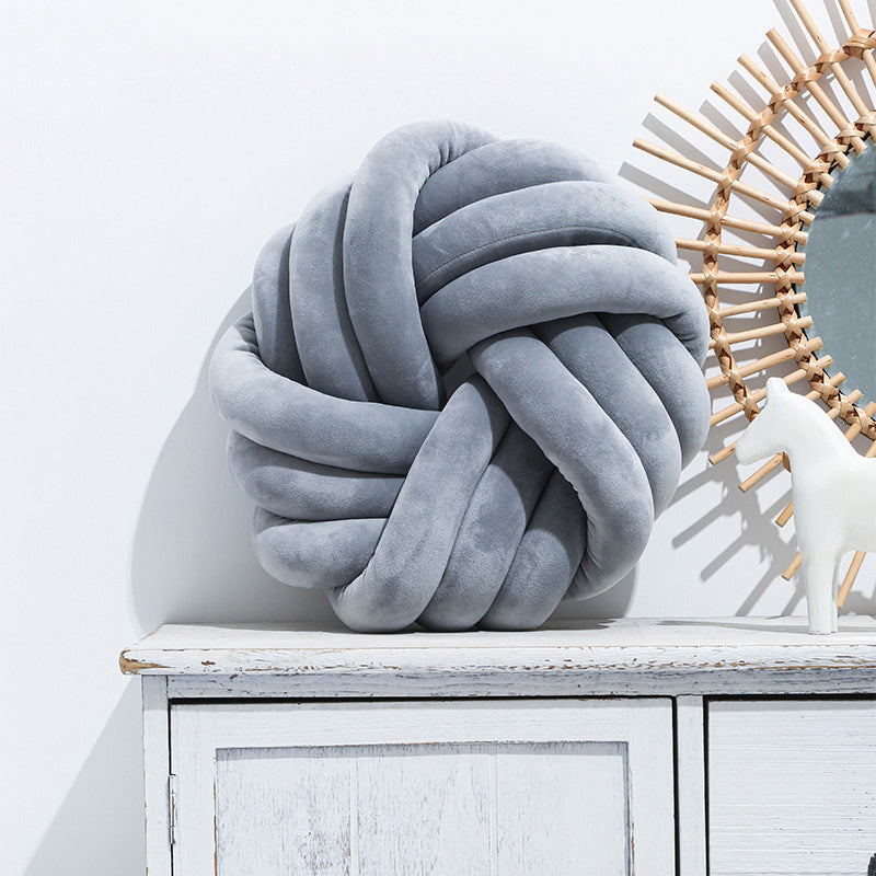Knotted ball velvet decorative cushion with pp cotton filling
